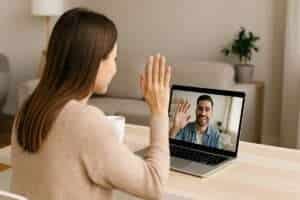 Long-distance relationship therapy